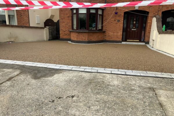 Irish bronze resin bound driveway in dundrum, dublin (2)